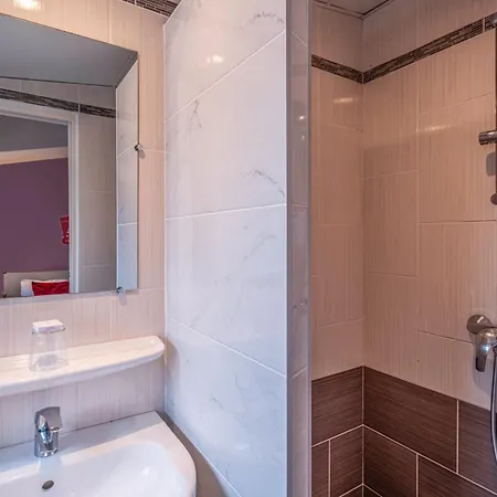 Hotel Saint Georges Lafayette