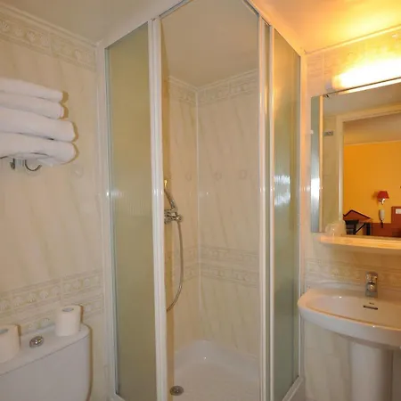 Saint Georges Lafayette 3* Párizs