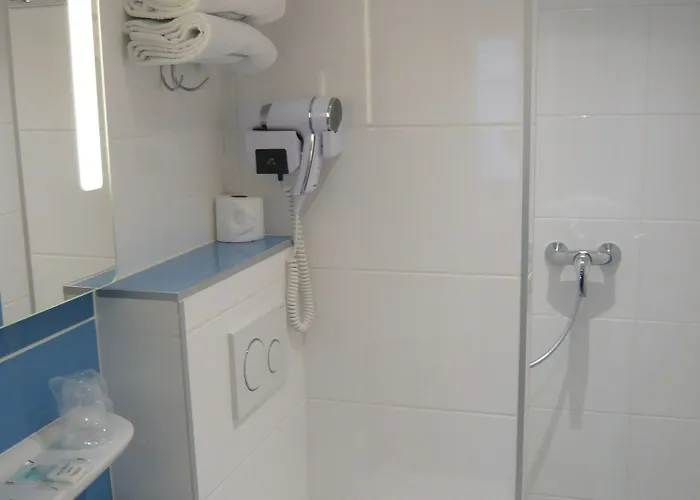 Saint Georges Lafayette Hotel