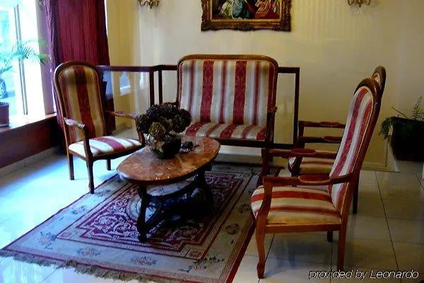Saint Georges Lafayette Париж