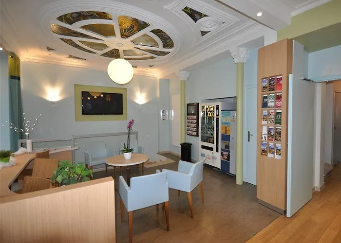 Отель Saint Georges Lafayette 3*